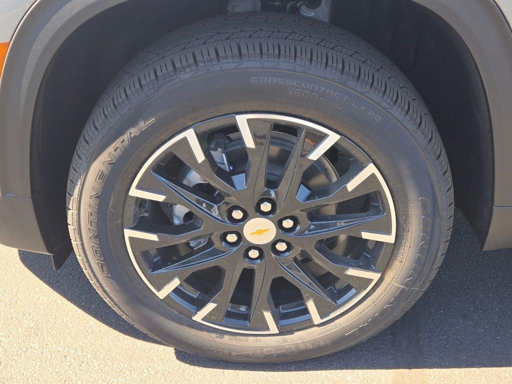 new 2026 Chevrolet Traverse car, priced at $45,620