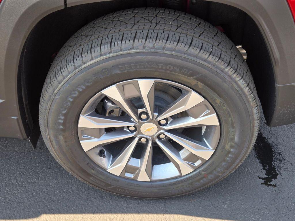 new 2026 Chevrolet Equinox car, priced at $28,129