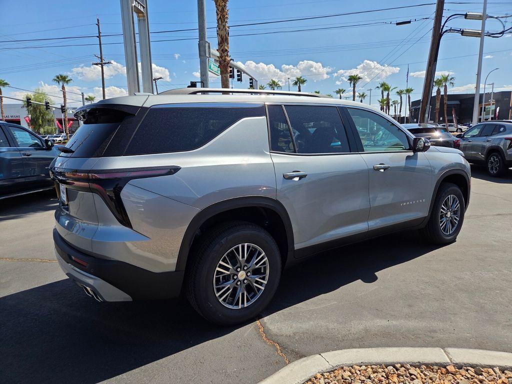 new 2026 Chevrolet Traverse car, priced at $44,345