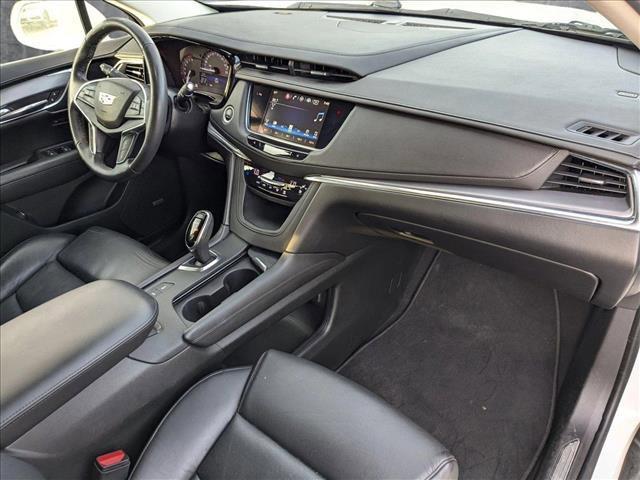 used 2017 Cadillac XT5 car, priced at $15,998