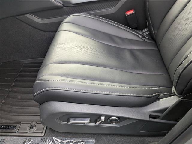 used 2025 Acura MDX car, priced at $50,977