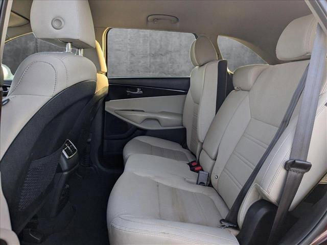 used 2020 Kia Sorento car, priced at $17,867