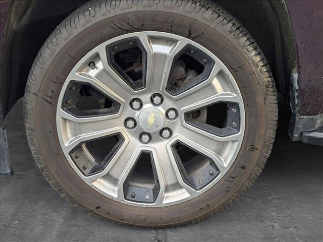 used 2017 Chevrolet Suburban car, priced at $24,928