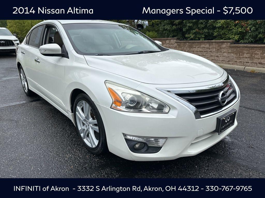 used 2014 Nissan Altima car, priced at $7,500