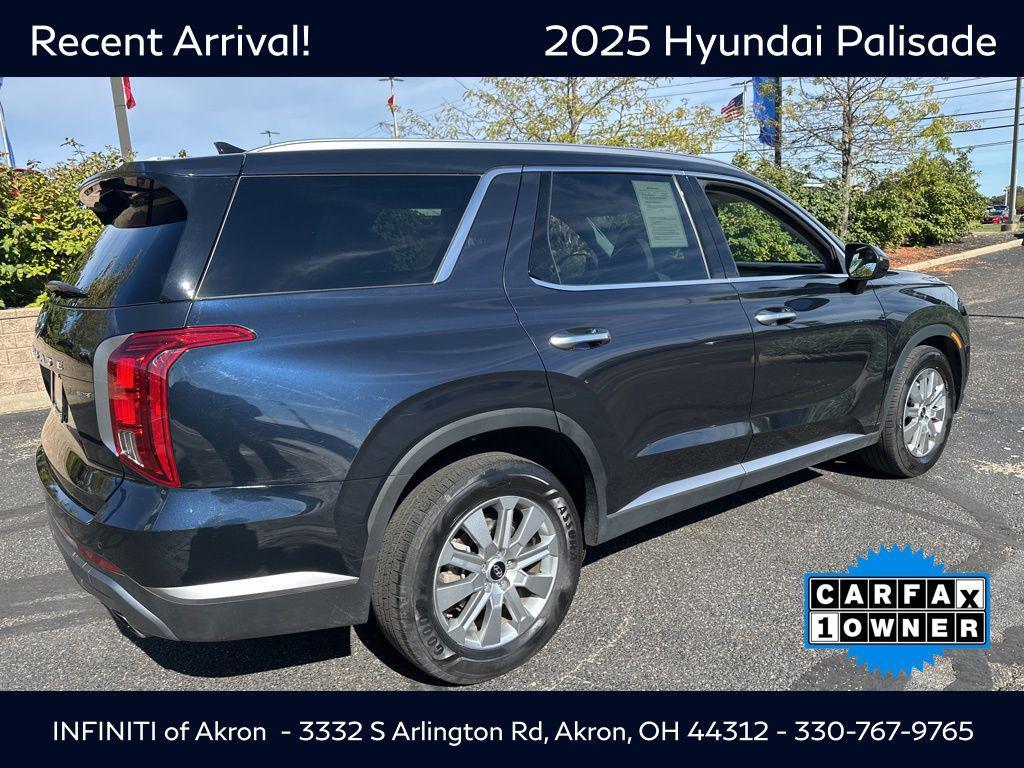used 2025 Hyundai Palisade car, priced at $36,000