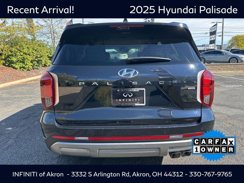 used 2025 Hyundai Palisade car, priced at $36,000
