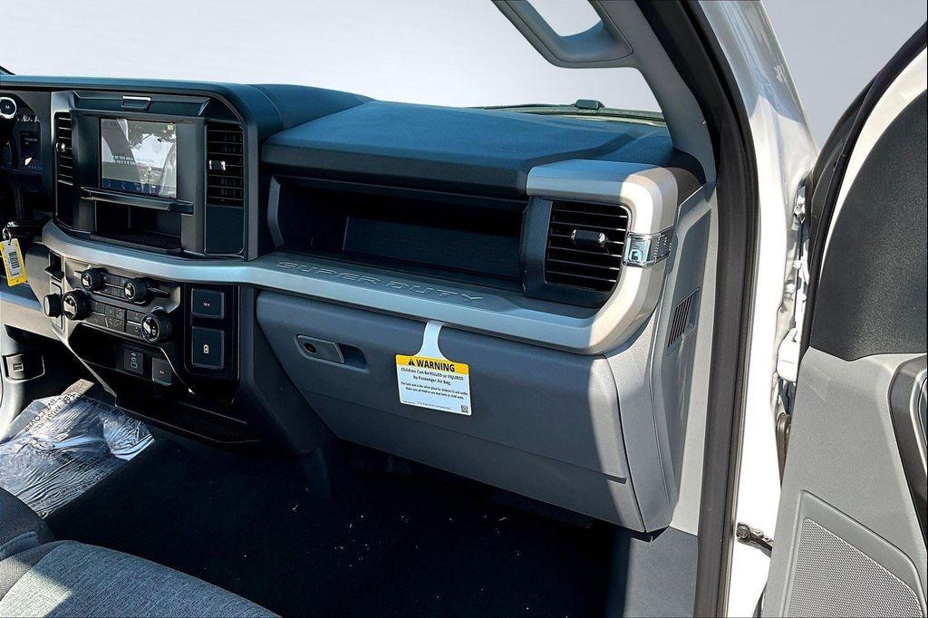 new 2025 Ford F-250 car, priced at $53,110
