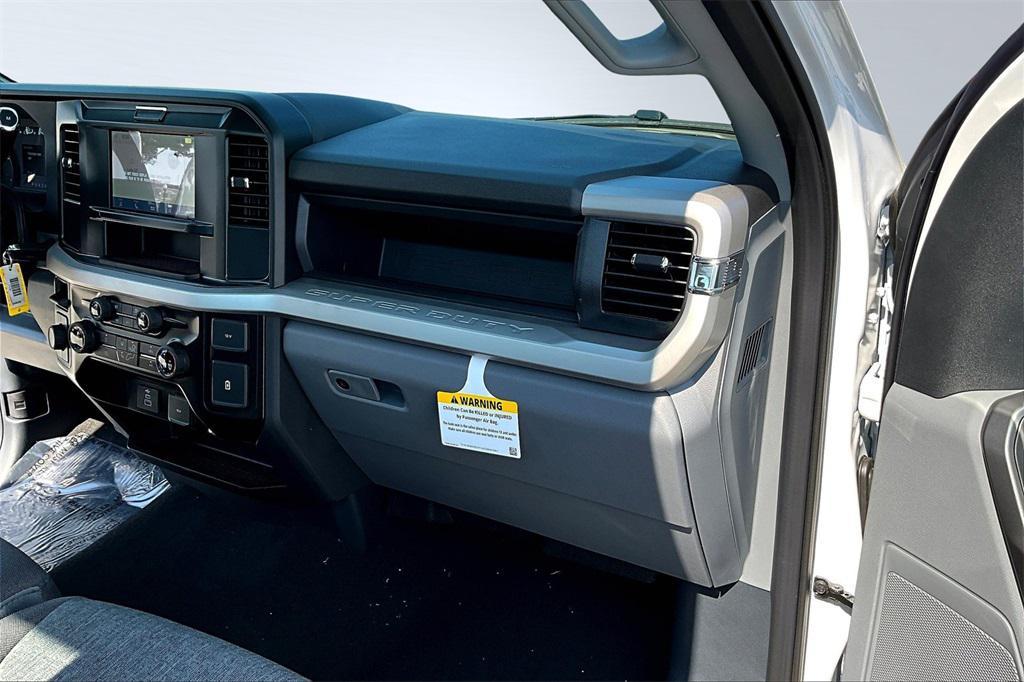 new 2025 Ford F-250 car, priced at $52,110