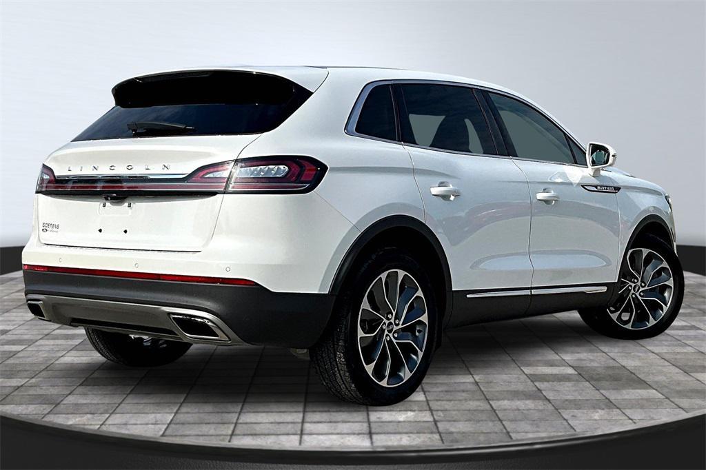 used 2022 Lincoln Nautilus car, priced at $34,000