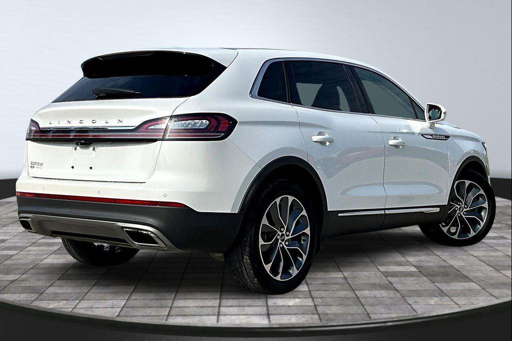 used 2022 Lincoln Nautilus car, priced at $31,925