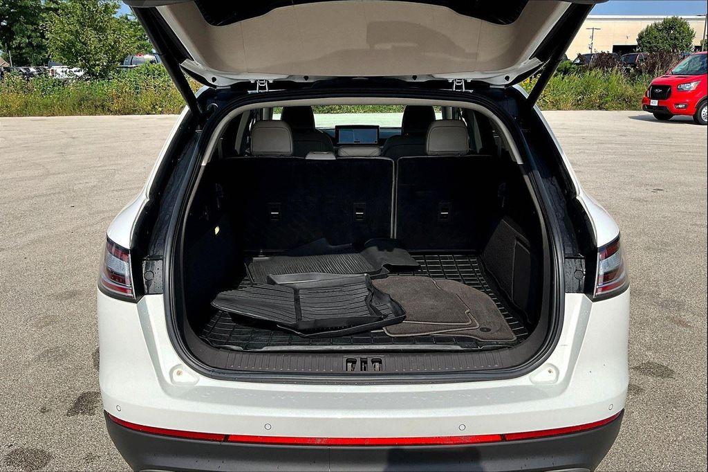 used 2022 Lincoln Nautilus car, priced at $31,925