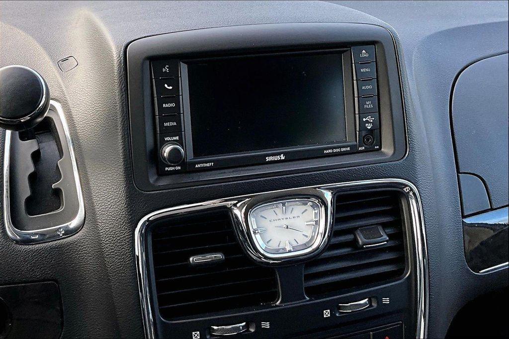 used 2015 Chrysler Town & Country car, priced at $9,489