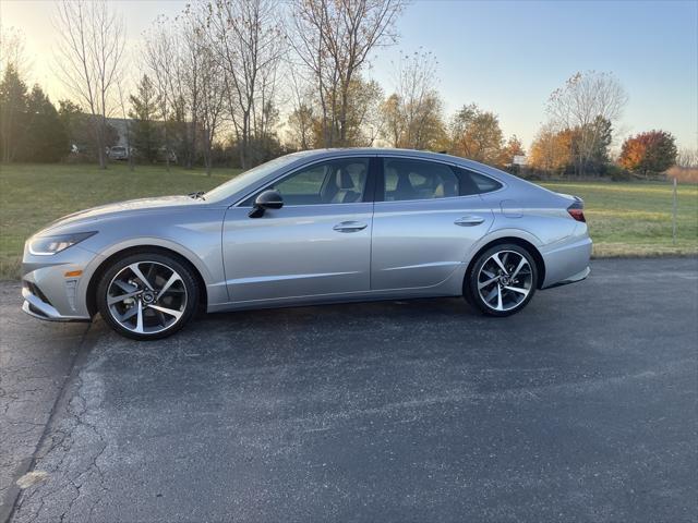 used 2021 Hyundai Sonata car, priced at $23,180