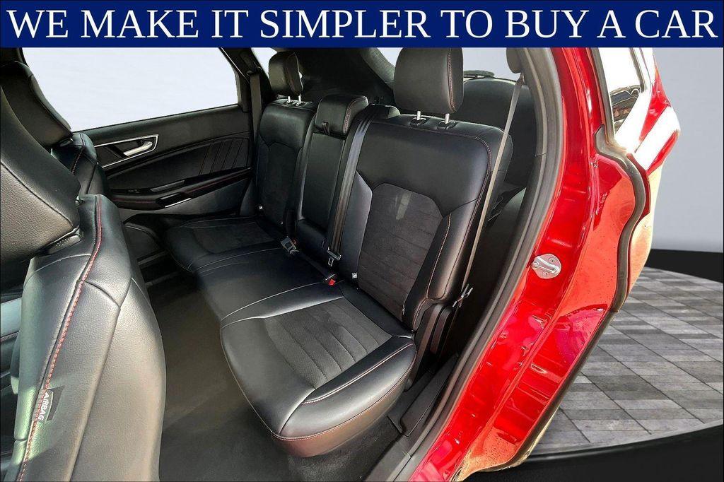 used 2022 Ford Edge car, priced at $26,874