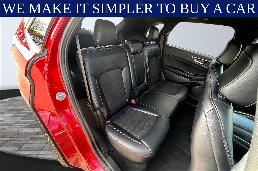 used 2022 Ford Edge car, priced at $26,874