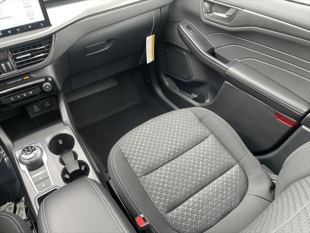 new 2025 Ford Escape car, priced at $33,013