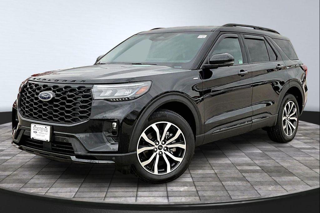 used 2025 Ford Explorer car, priced at $45,698