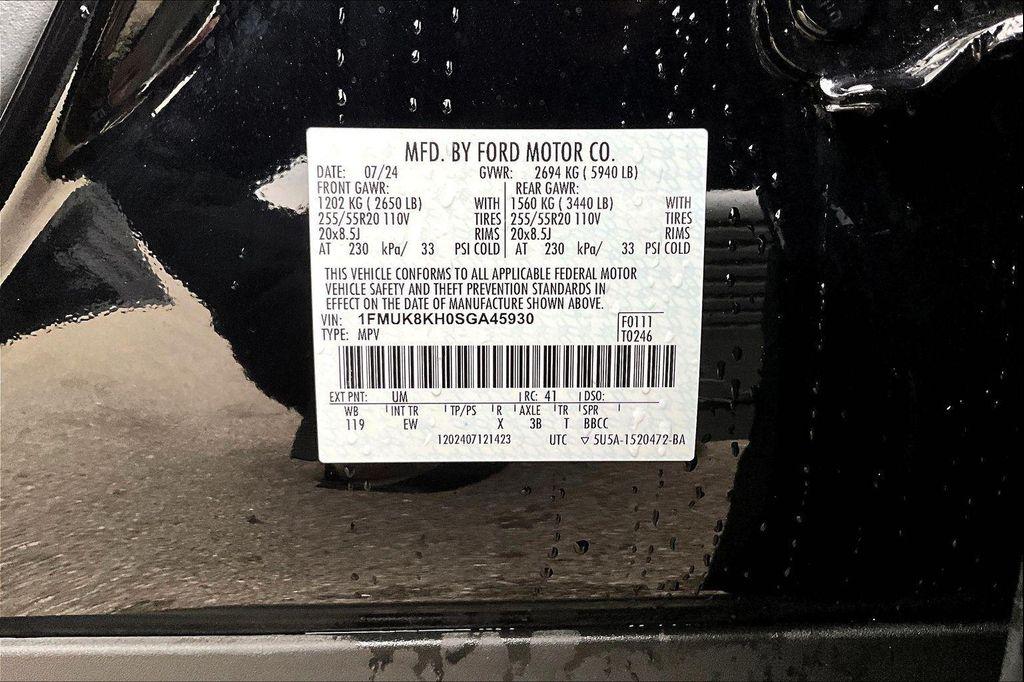 used 2025 Ford Explorer car, priced at $45,698