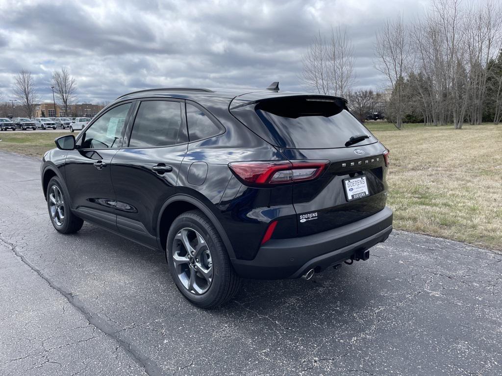 new 2025 Ford Escape car, priced at $33,026