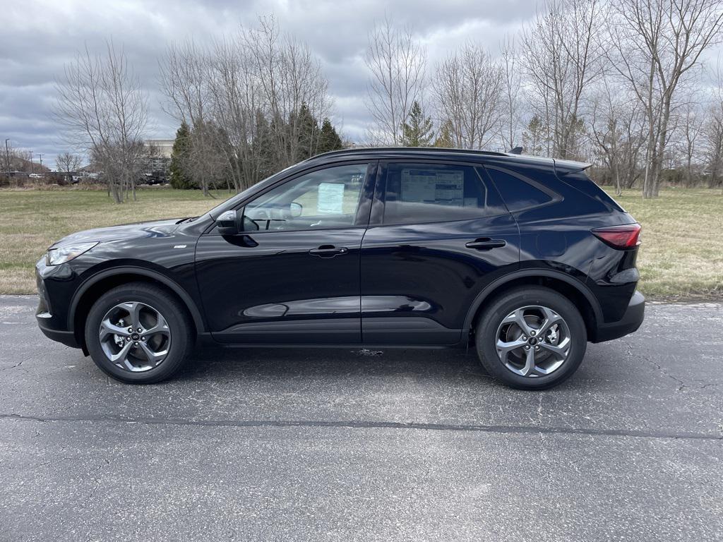 new 2025 Ford Escape car, priced at $33,026