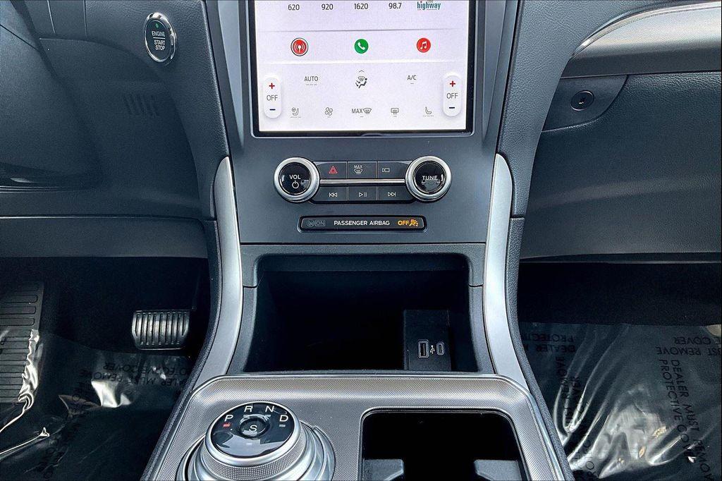 used 2022 Ford Edge car, priced at $25,998