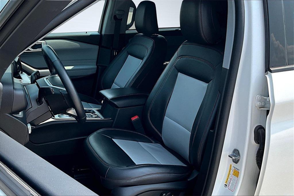 used 2023 Ford Explorer car, priced at $34,000