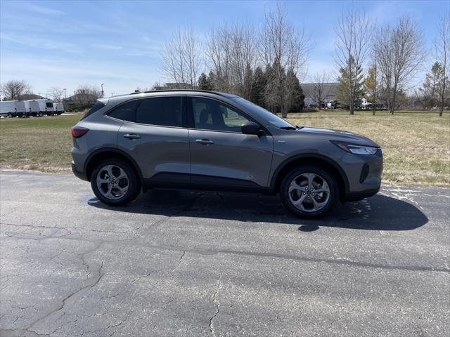 new 2025 Ford Escape car, priced at $33,925