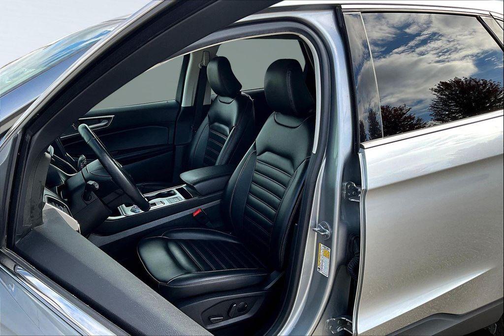 used 2022 Ford Edge car, priced at $25,481