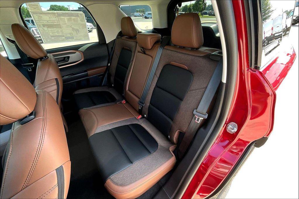 new 2025 Ford Bronco Sport car, priced at $39,618