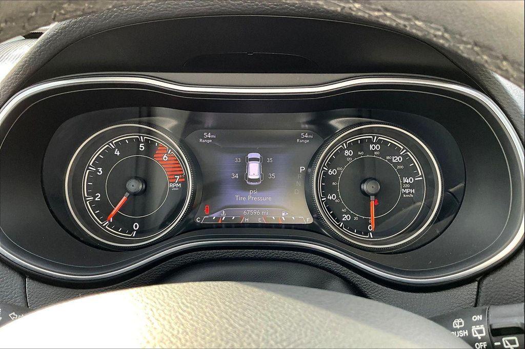 used 2022 Jeep Cherokee car, priced at $23,987