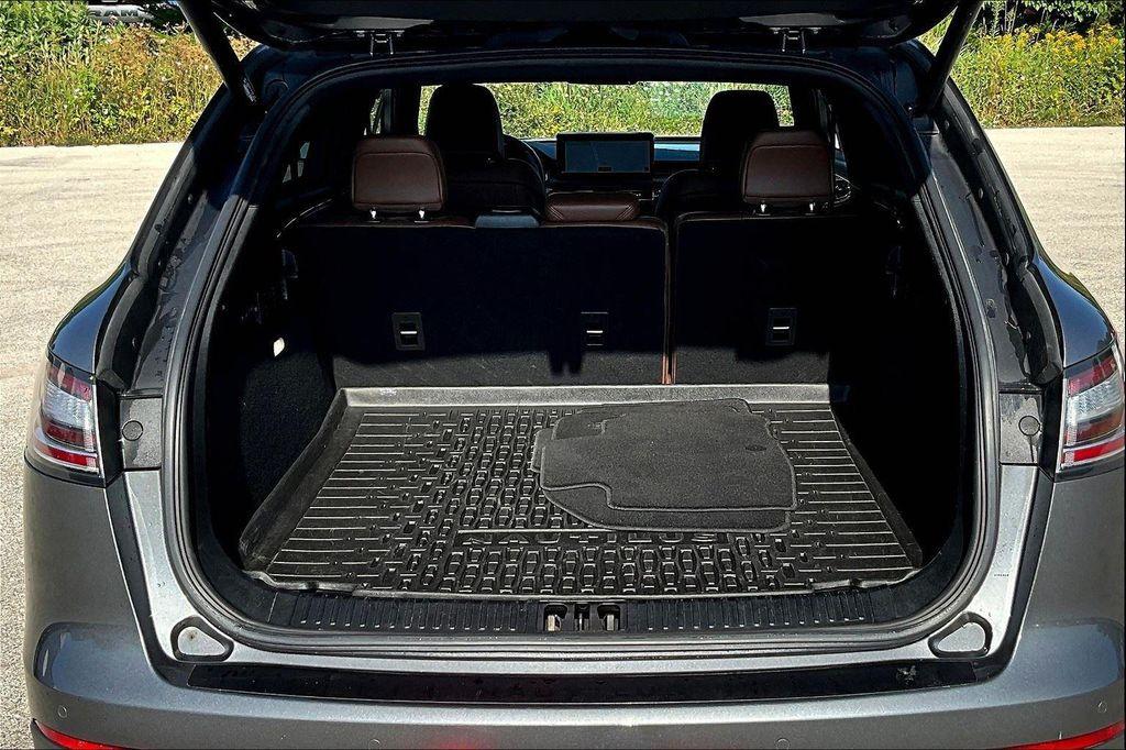 used 2022 Lincoln Nautilus car, priced at $33,295