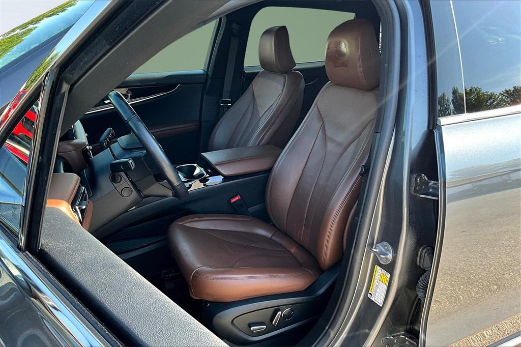 used 2022 Lincoln Nautilus car, priced at $36,300