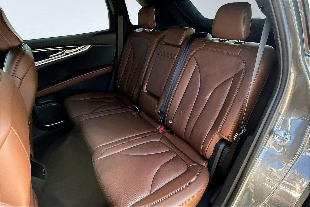 used 2022 Lincoln Nautilus car, priced at $33,295
