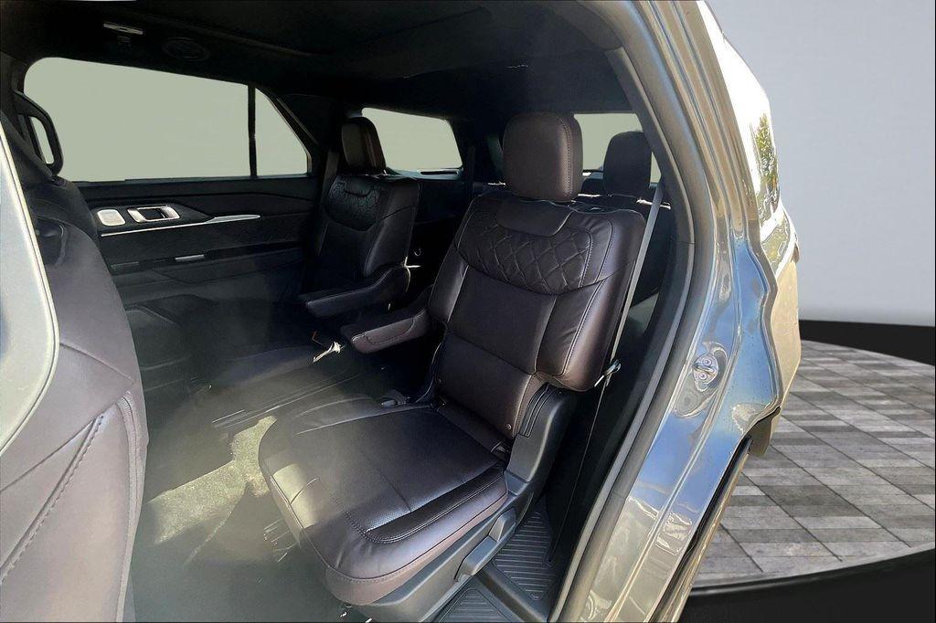 new 2025 Ford Explorer car, priced at $62,161