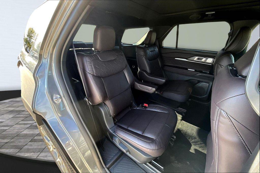 new 2025 Ford Explorer car, priced at $62,161