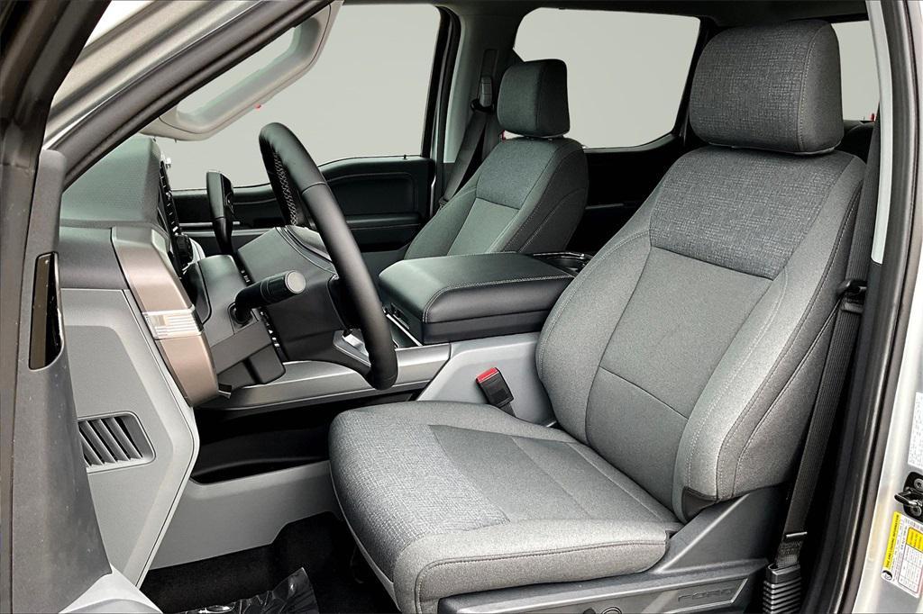 new 2024 Ford F-150 car, priced at $50,489