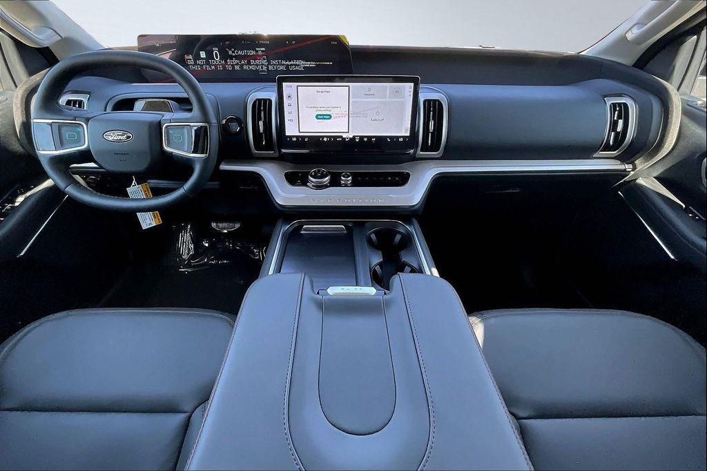 new 2025 Ford Expedition Max car, priced at $74,391