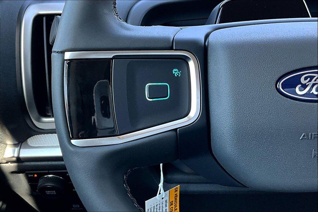 new 2025 Ford Expedition Max car, priced at $74,391