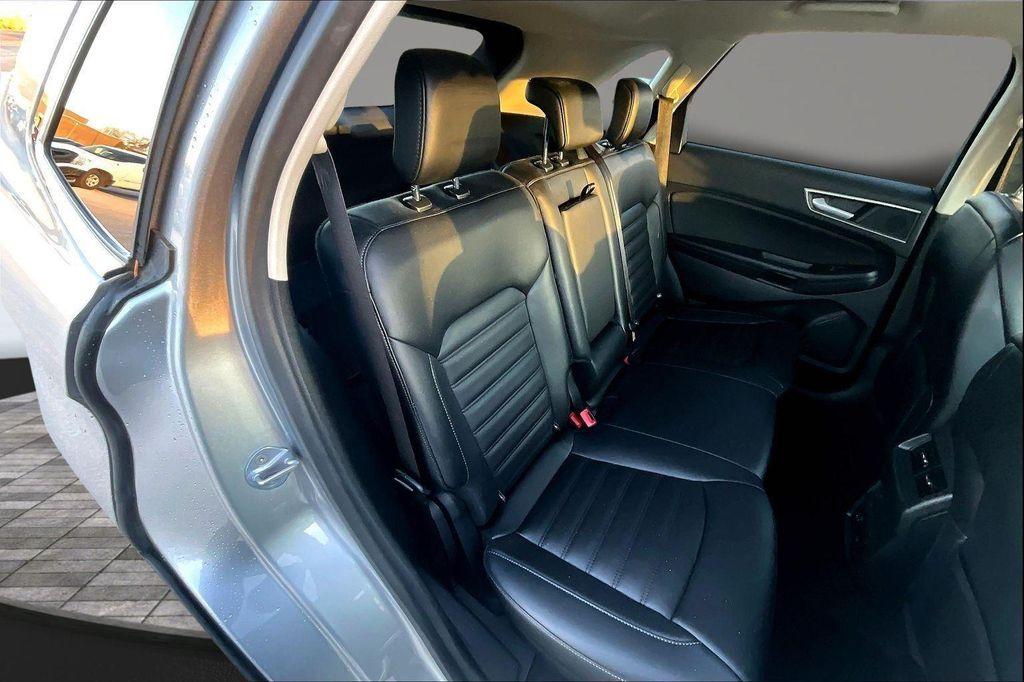 used 2022 Ford Edge car, priced at $26,810
