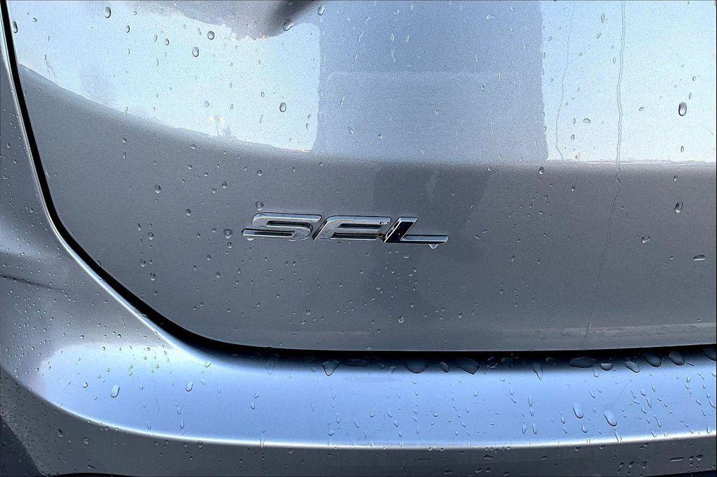 used 2022 Ford Edge car, priced at $26,810