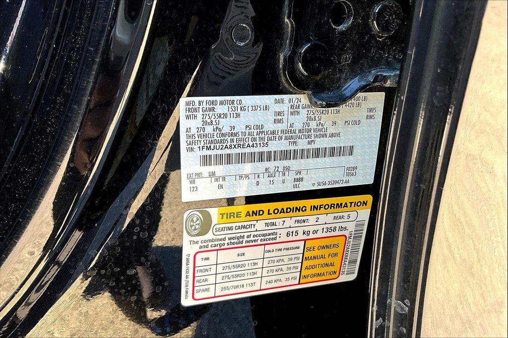 used 2024 Ford Expedition car, priced at $53,700