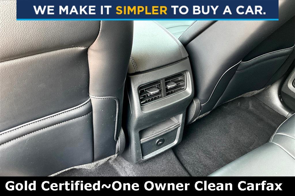 used 2022 Ford Edge car, priced at $28,368
