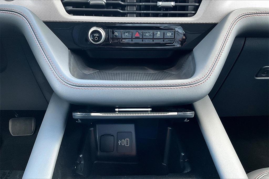 new 2025 Ford Explorer car, priced at $49,650