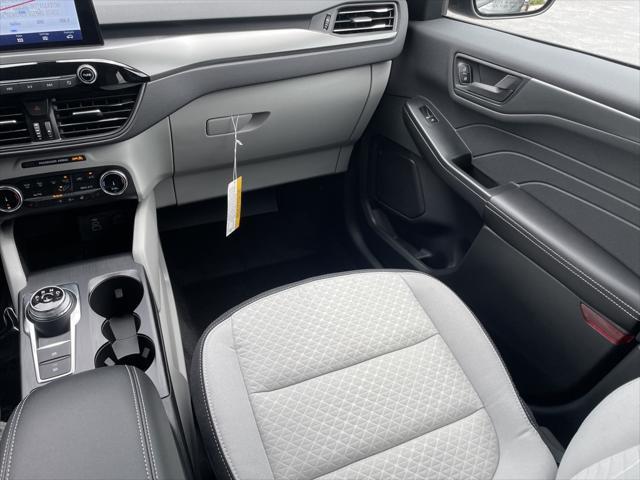 new 2025 Ford Escape car, priced at $30,689