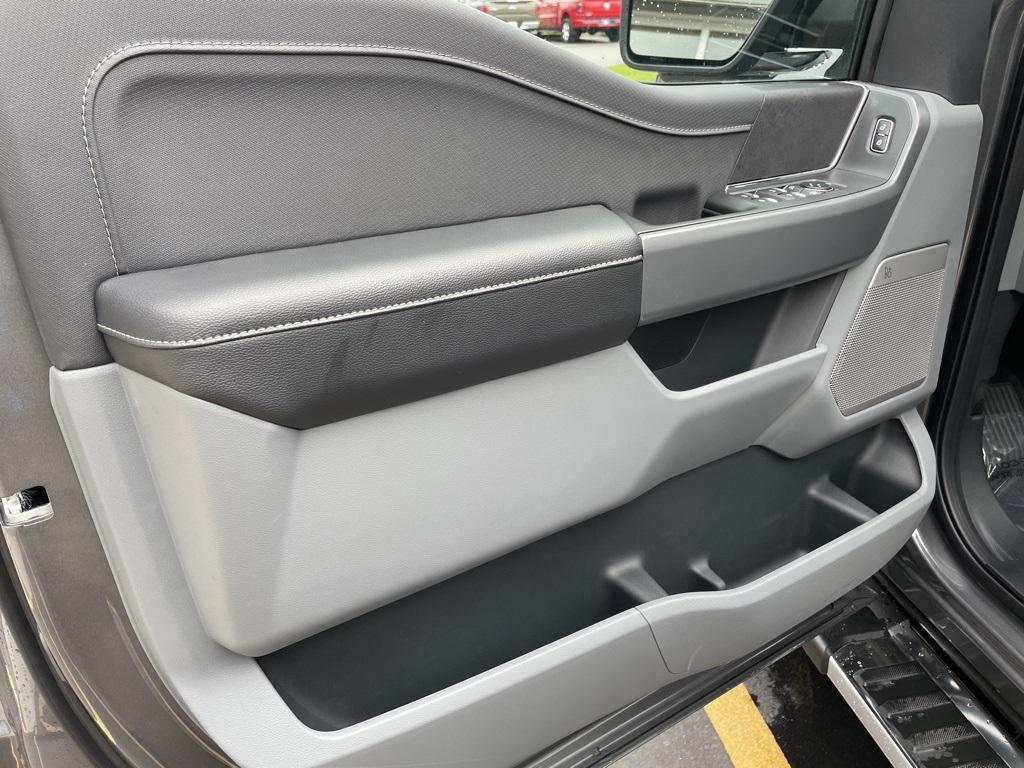 new 2024 Ford F-150 car, priced at $52,569