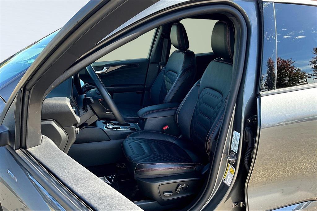 used 2023 Ford Escape car, priced at $29,933