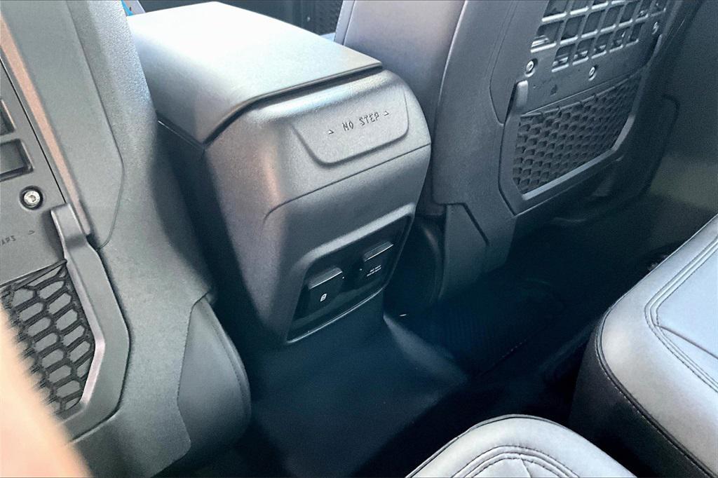 new 2024 Ford Bronco car, priced at $44,127