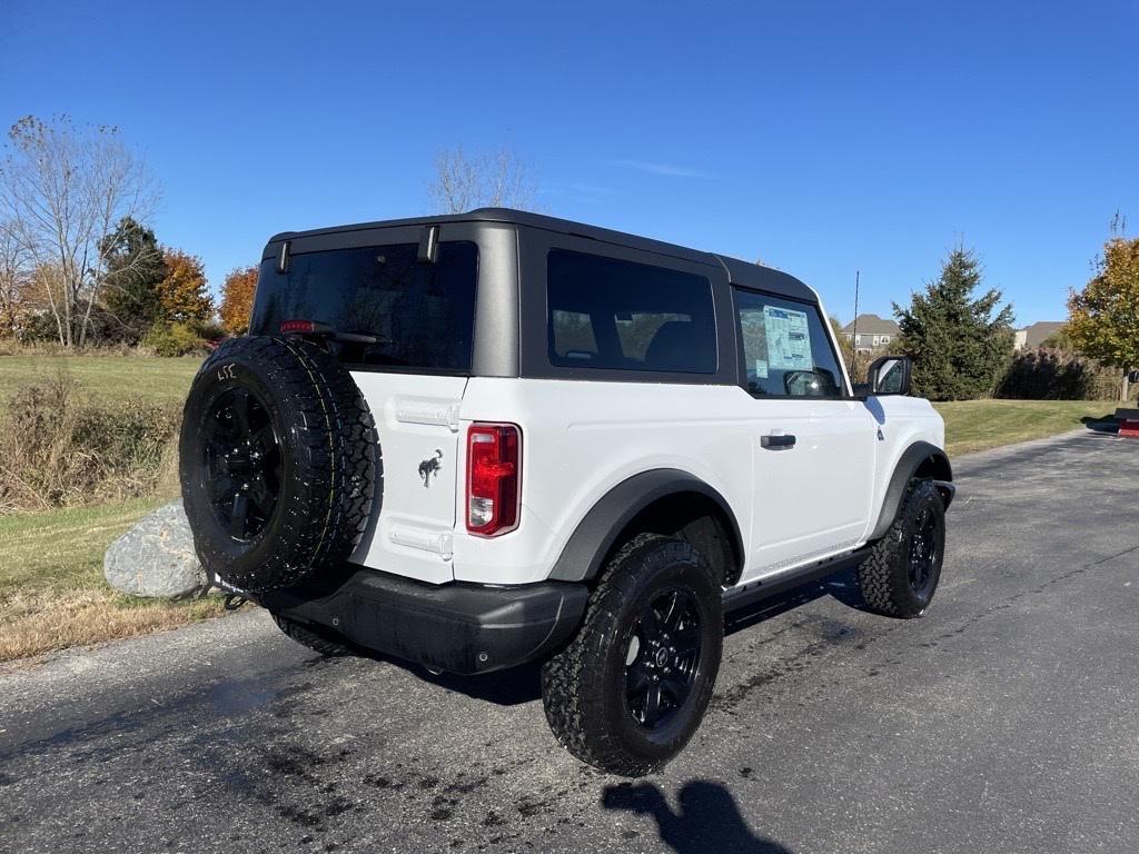 new 2024 Ford Bronco car, priced at $44,127