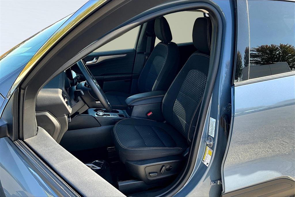 used 2023 Ford Escape car, priced at $27,000