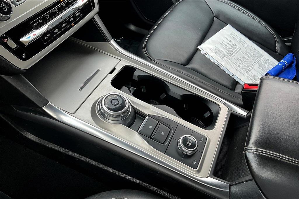 used 2022 Ford Explorer car, priced at $28,200